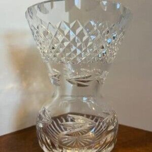 Beautiful Vintage 6 1/2" Etched Glass Vase